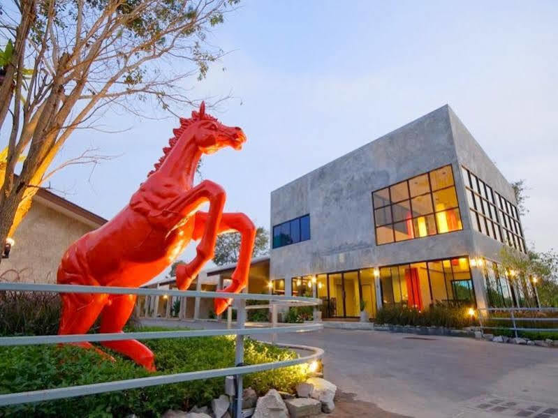 Red Horse Resort Pattaya Exteriör bild